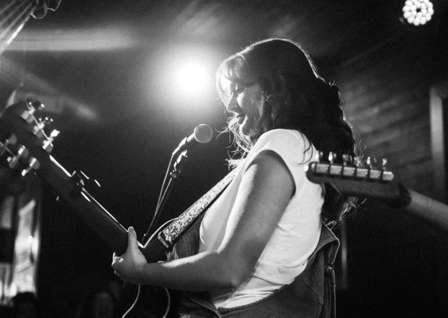 S1 - Alexis and the Sanity with special guest Olivia Barnes, April 23